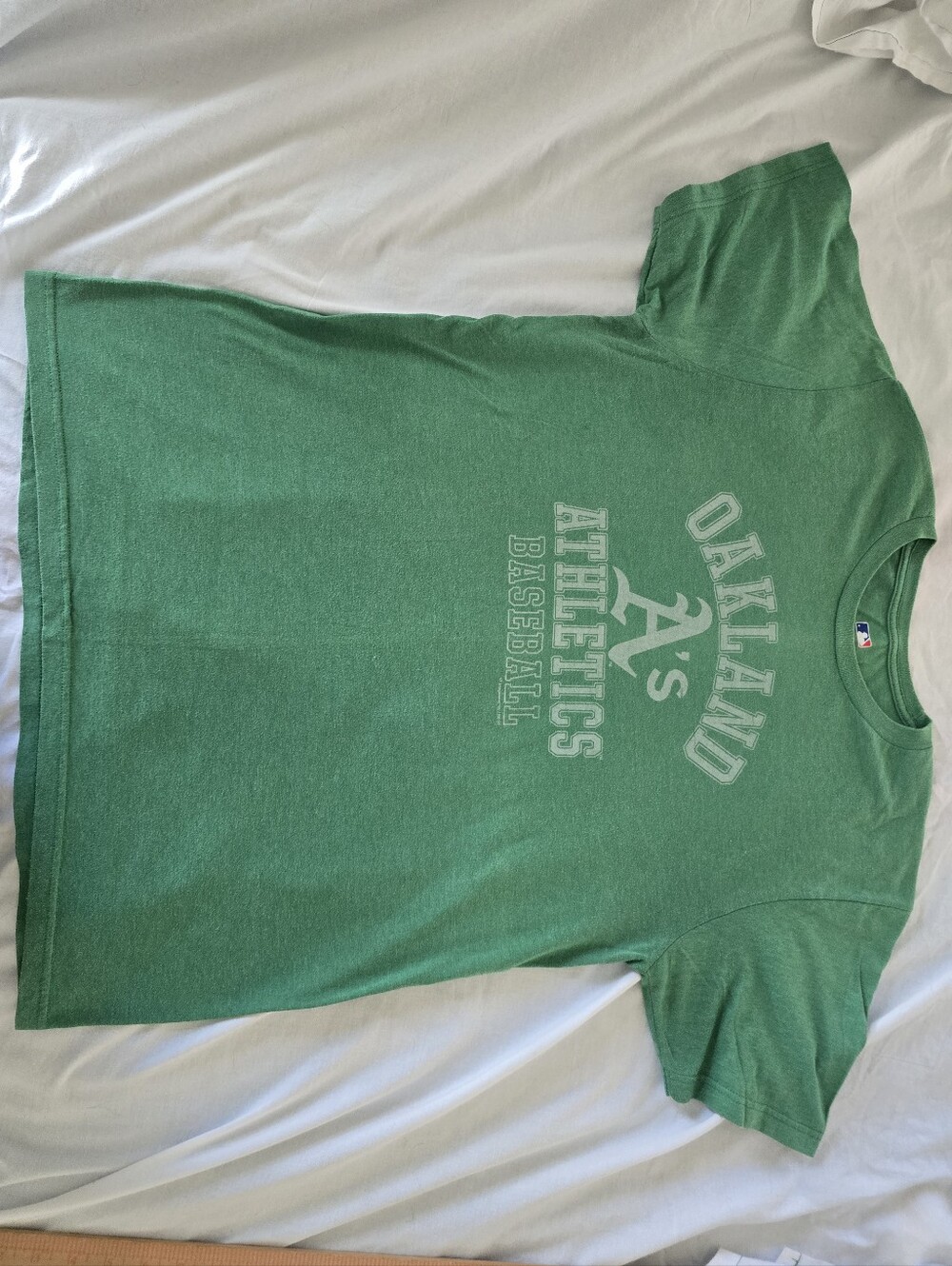 MLB Genuine Merchandise Green Oakland A's Short Sleeve Tee